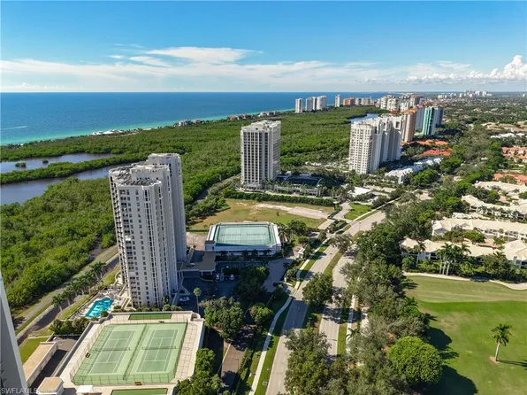 6849 Grenadier Blvd, Naples, FL