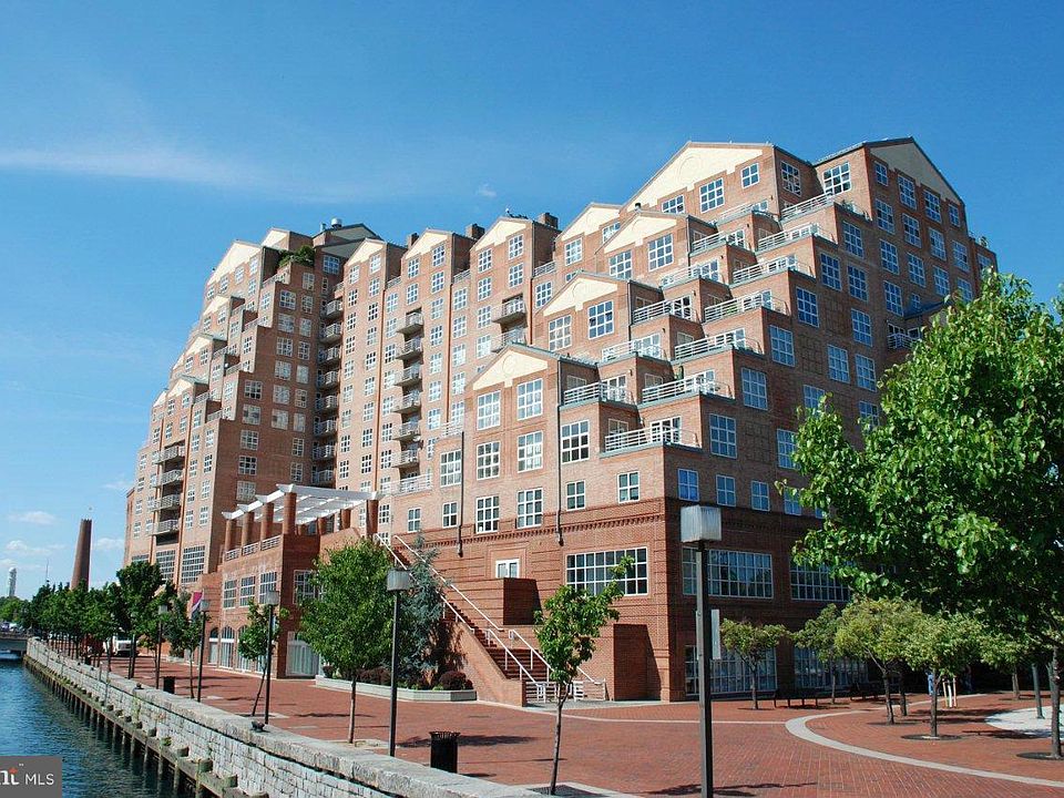 1st image of 250 President St Unit 1106
