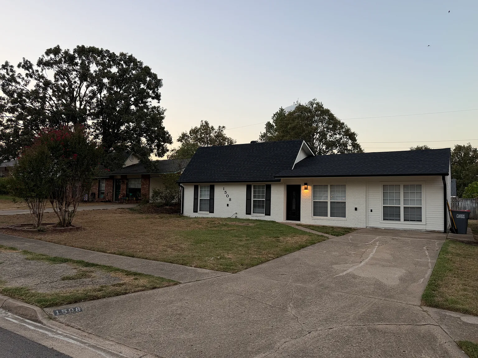 3 bed, 1405 sqft, $1,395 — Photo 2