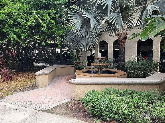 4th image of 501 Knights Run Ave