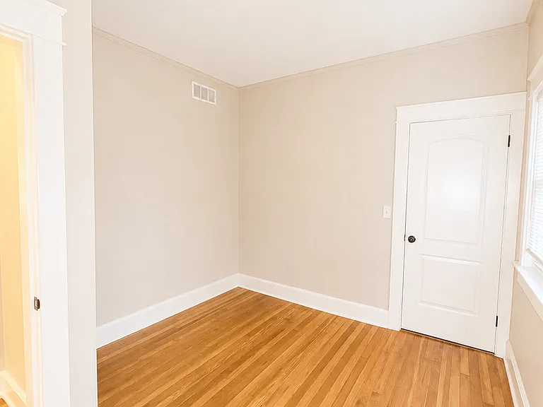 4329 Tracy Ave — Photo 6