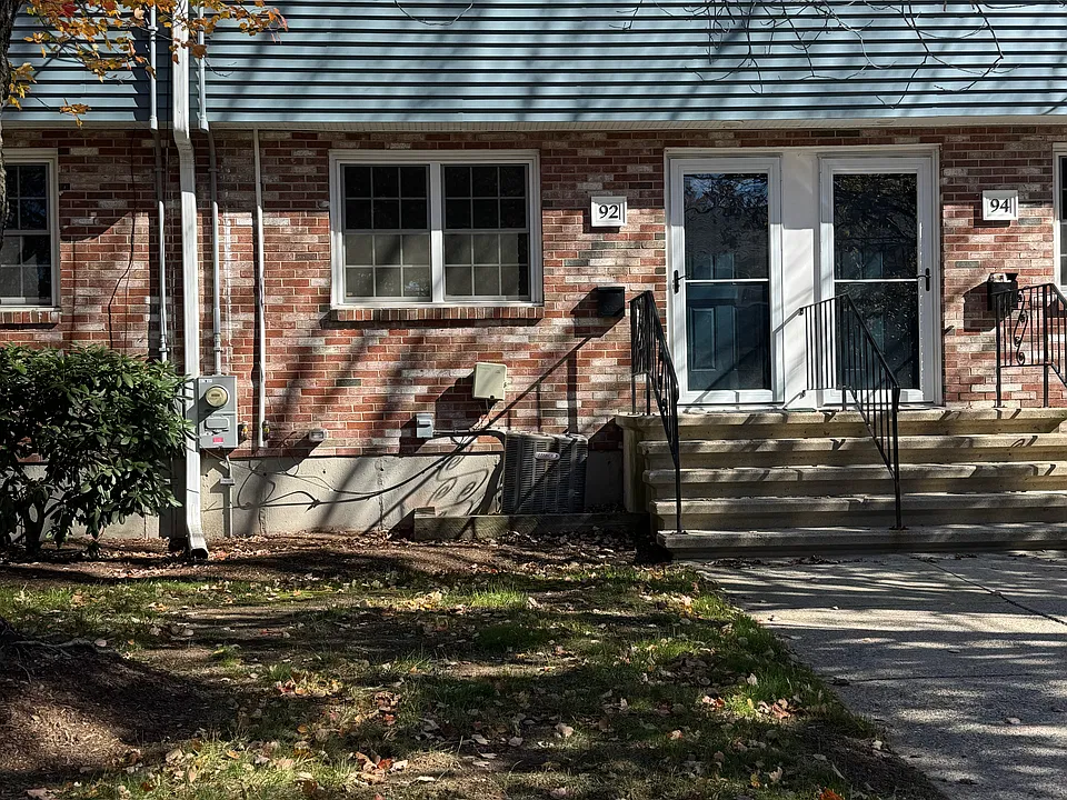 92 Durham Rd #92