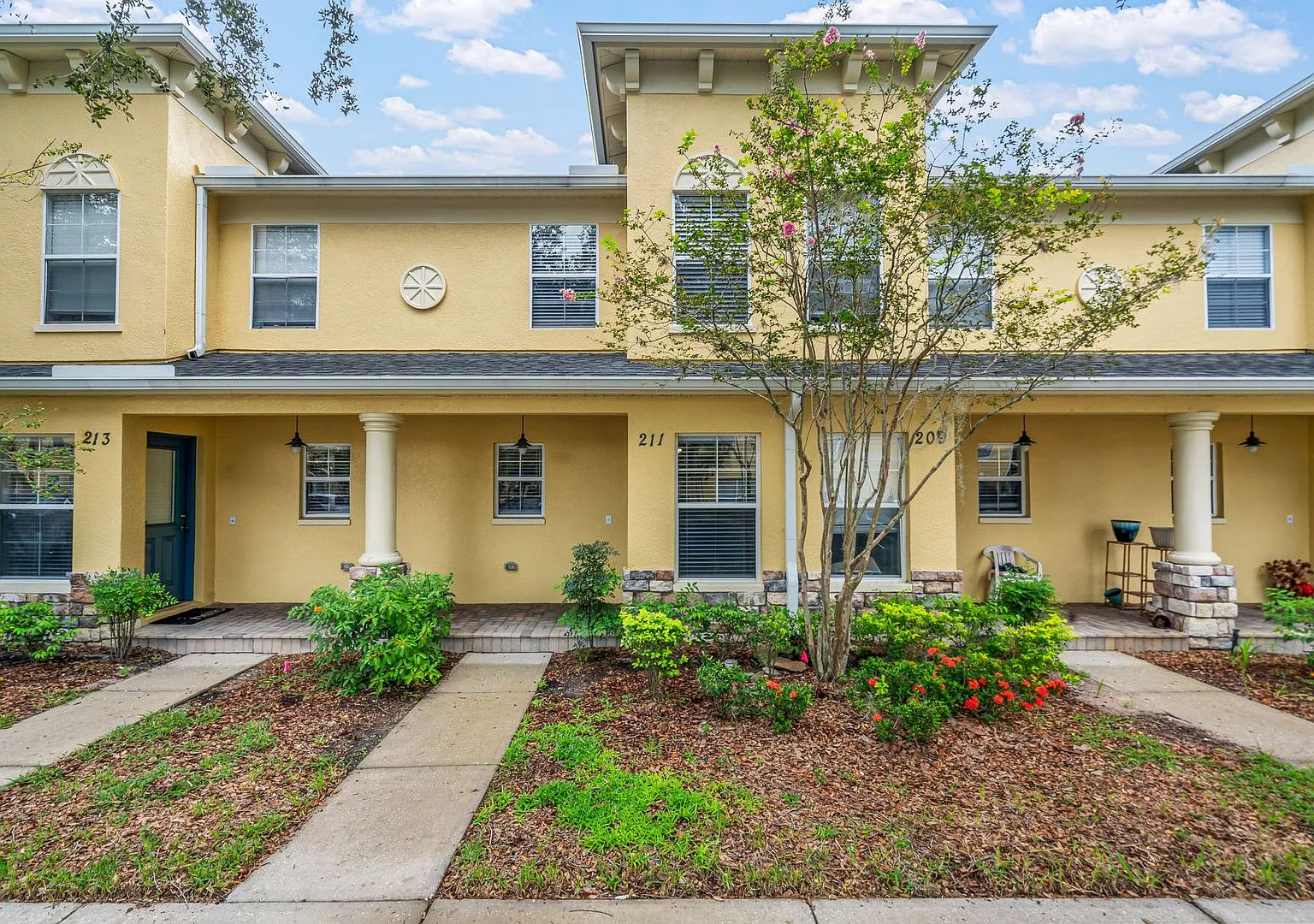 Lovely Kings Mill Townhouse III — Photo 1