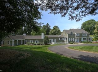 12 Highland Ave, Gladstone, NJ 07977