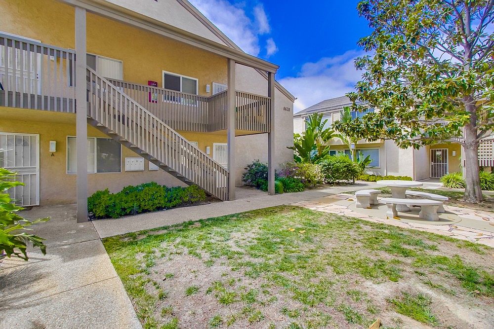 8628 Via Mallorca APT H, La Jolla, CA 92037 Zillow
