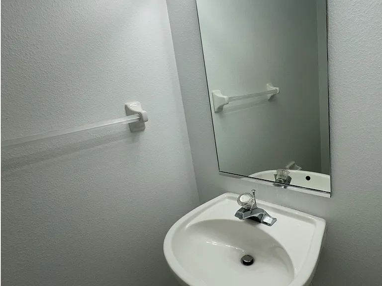 30233 Lacledes Ln — Photo 13