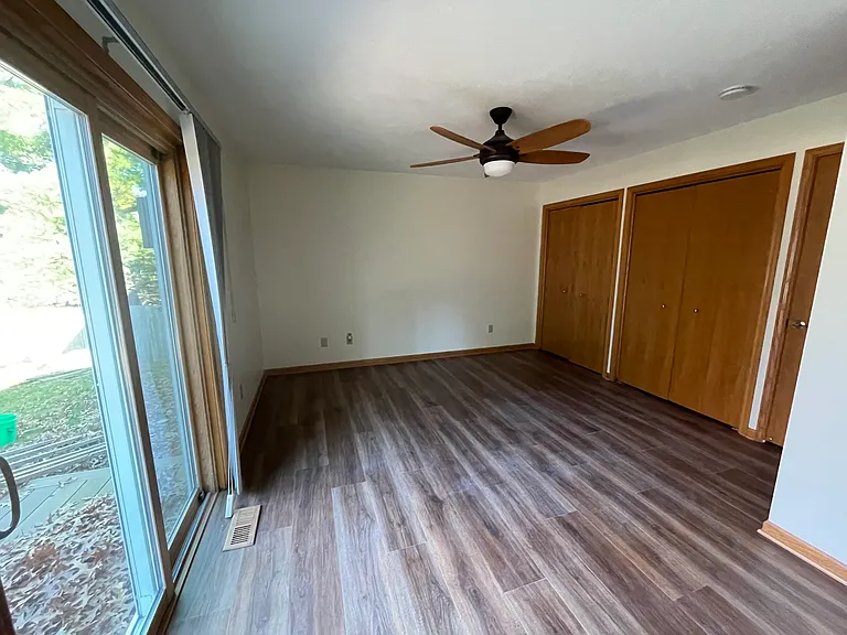 961 Northpointe Dr SW — Photo 11