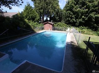 1948 Cliff Rd, Point Roberts, WA 98281