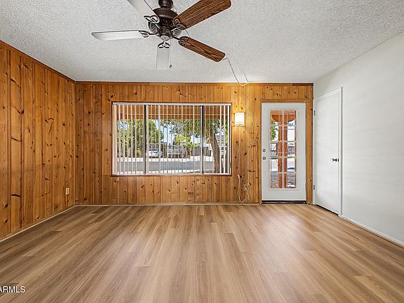4th image of 2547 E BUTTE Street
