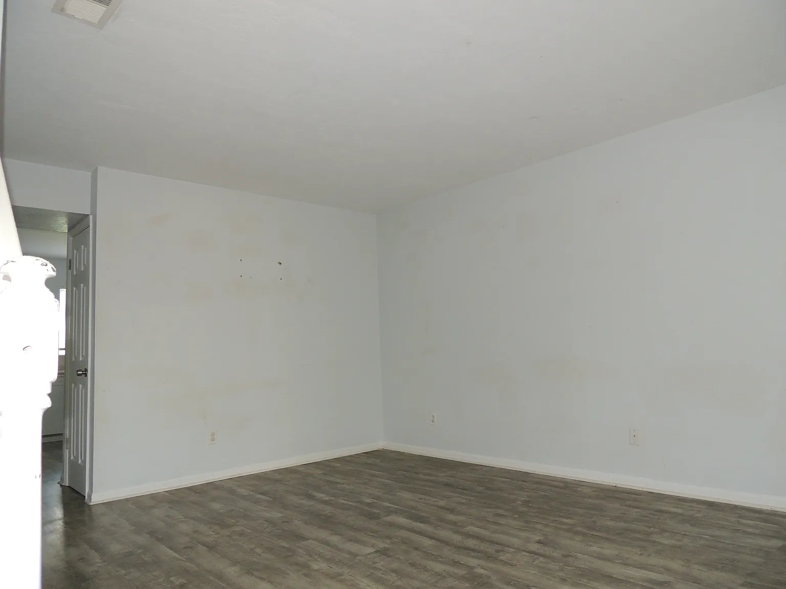 3701 SW 29th Terrace - 3 - C — Photo 2