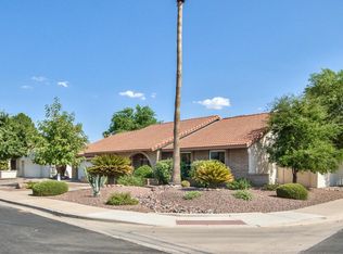 2247 W Nopal Cir, Mesa, AZ 85202