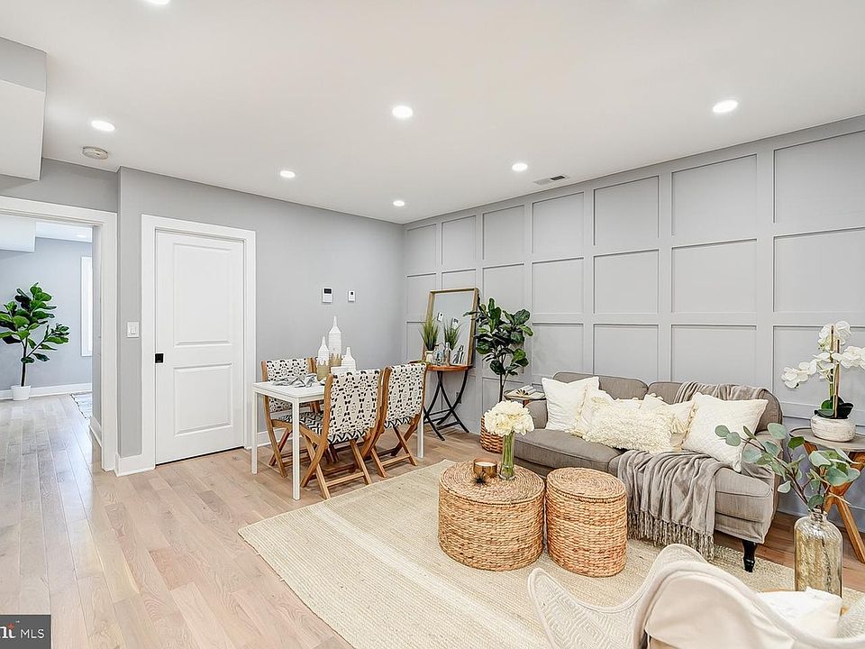 Living/Dining Area #1
