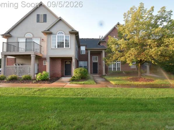 3085 Primrose Ln, Ypsilanti, MI 48197