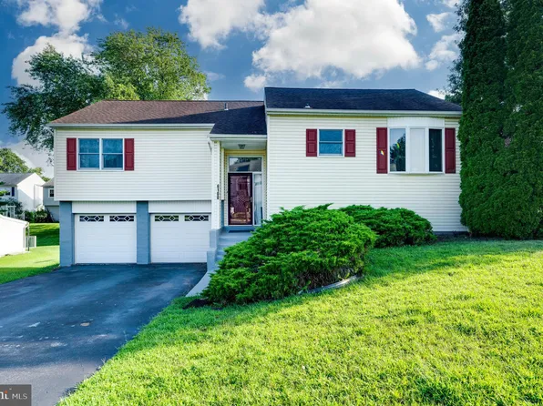 6100 Jefferson Dr, Reading, PA 19606