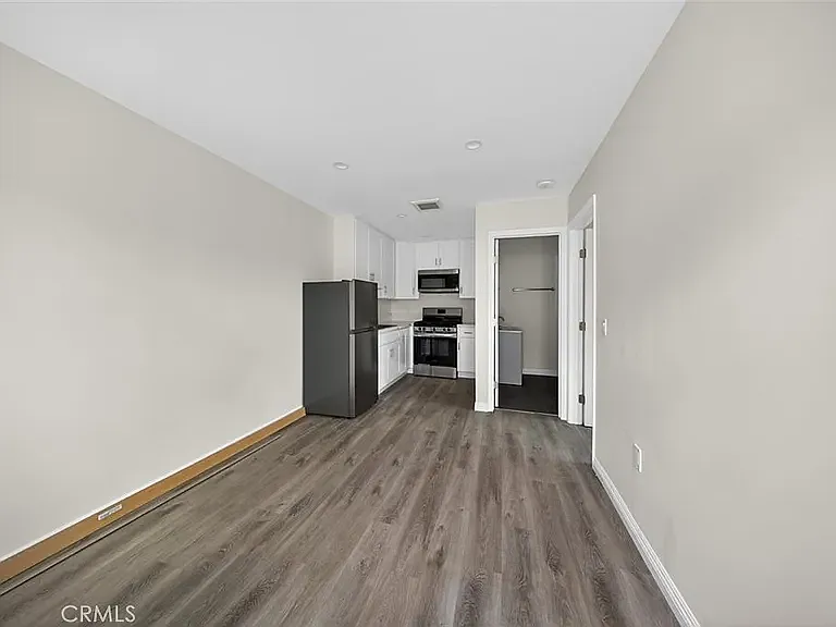 14833 Nordhoff St — Photo 2