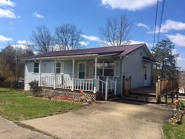 1st image of 120 Burgess Dr