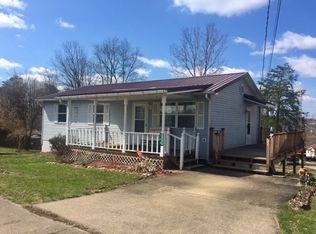 120 Burgess Dr, Spencer, WV 25276