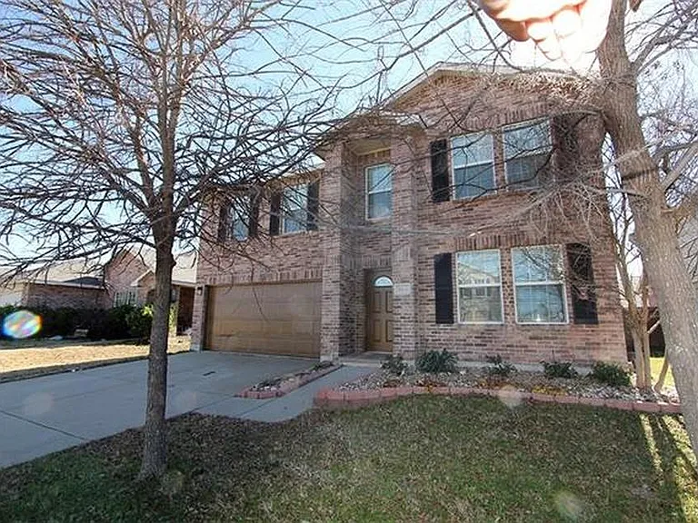 1812 Diamond Lake Trl — Photo 2