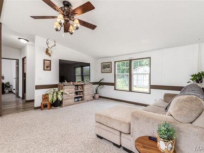 28079 Sapphire Dr, Richland, MO, 65556