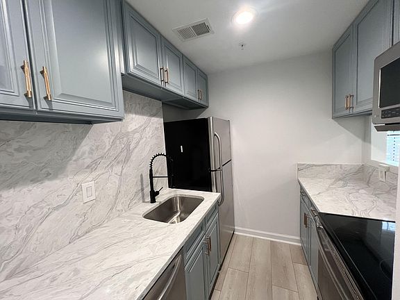 4th image of 1050 Piedmont Ave NE APT 11