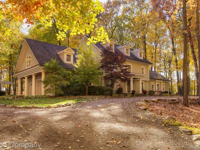 2190 Mac Farm Cir, Milford, MI, 48380