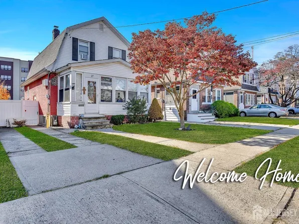 27 E Grove Ave, Woodbridge, NJ 07095