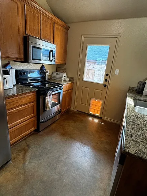 3 bed, 1332 sqft, $1,500 — Photo 4