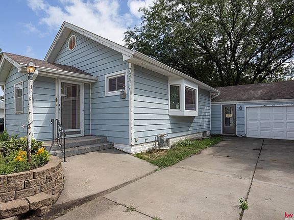 2nd image of 7301 Havelock Ave