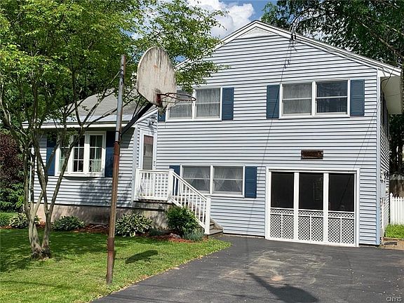 2nd image of 30 Frawley Dr