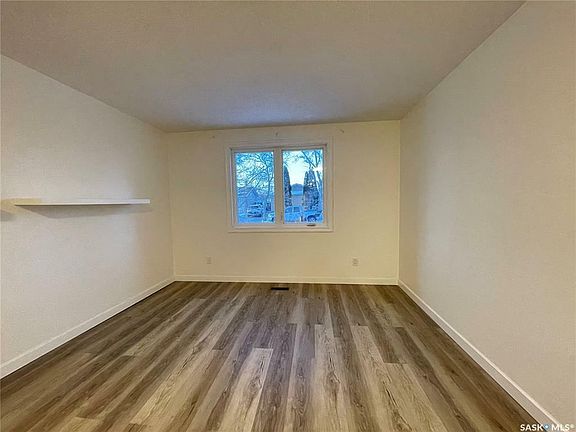 4th image of 138 Turner Cres