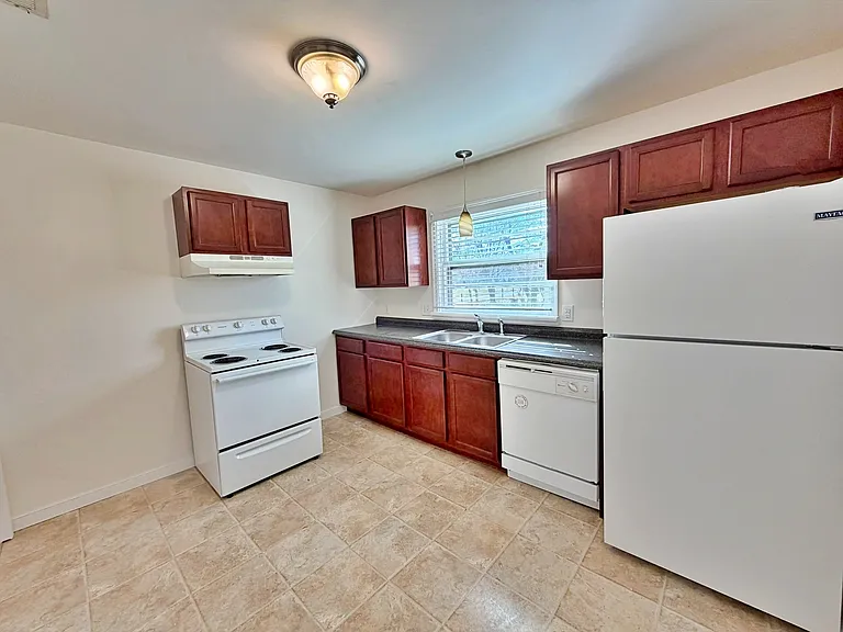 4838 Stanley Dr — Photo 17