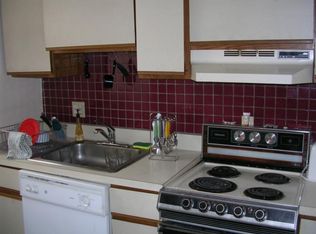 587 Beacon St #8M, Boston, MA 02215