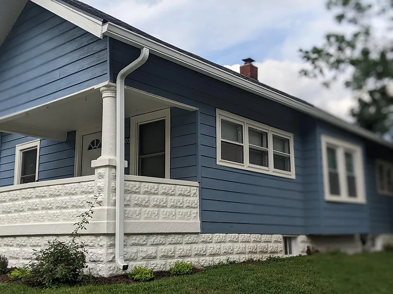 4101 Cornelius Ave — Photo 2