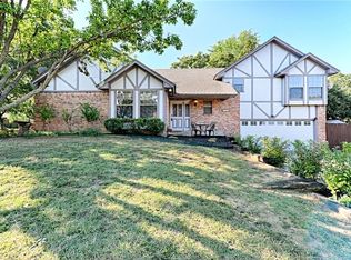 6728 N Park Dr, North Richland Hills, TX 76182