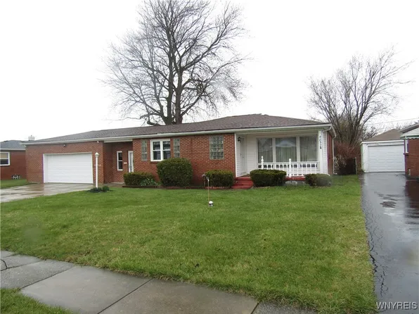 4852 Mount Vernon Blvd, Hamburg, NY 14075