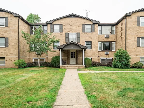 2005 Market Ave N #13, Canton, OH 44714