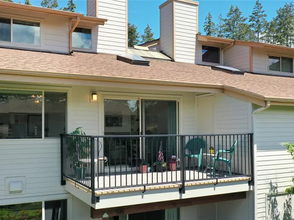 7612 37th Street W #D, University Place, WA 98466