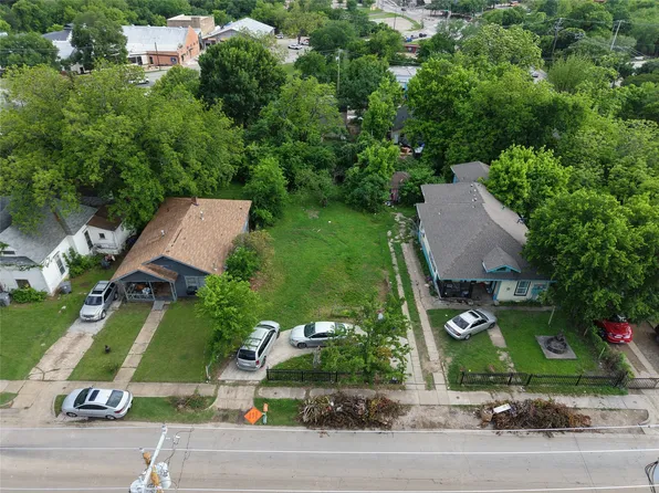 814 E 12th St, Dallas, TX 75203