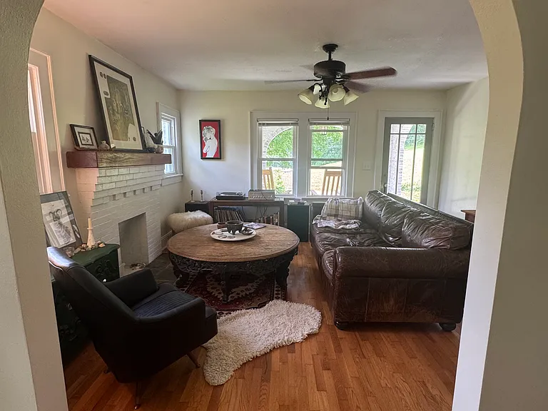 88 Woodlawn Cir — Photo 3