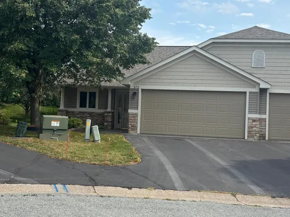 572 Williamsburg Pl, New Richmond, WI 54017