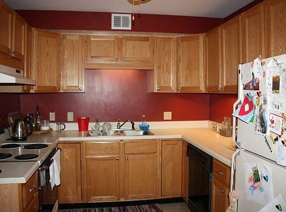 4th image of 49 Gilbert St