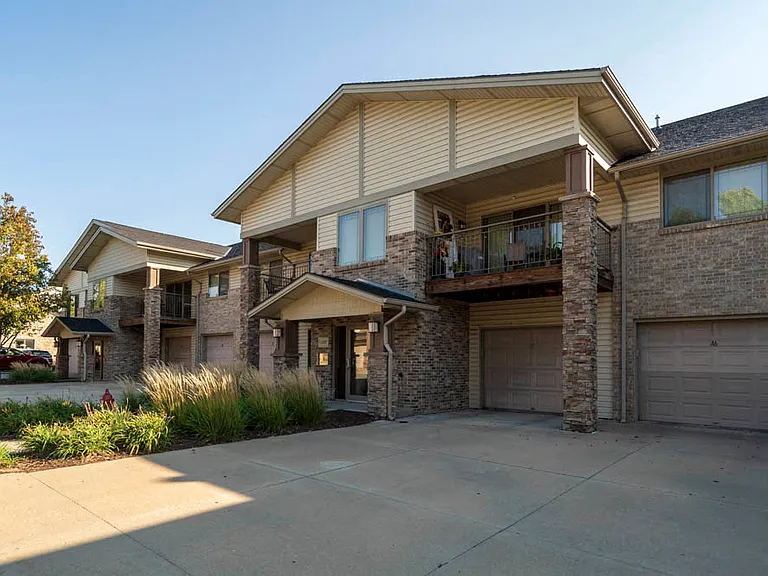 Many of our flats-style apartments include one- and two-car attached garages.