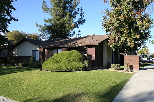 N Laurelglen Blvd 7612 Photo 1