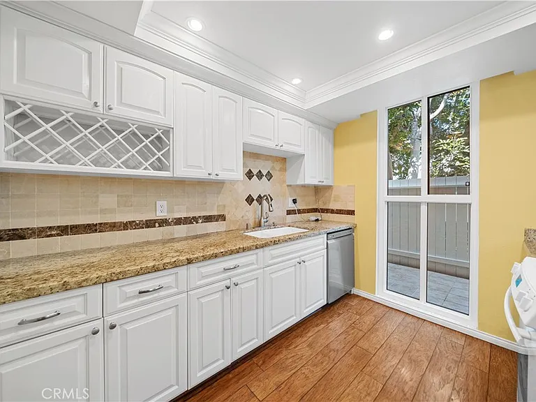 3520 Maricopa St — Photo 11