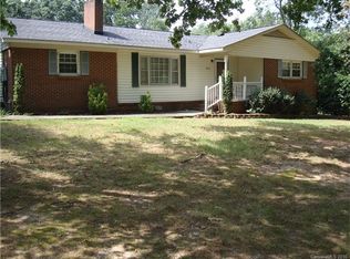 3111 Puetts Chapel Rd, Dallas, NC 28034