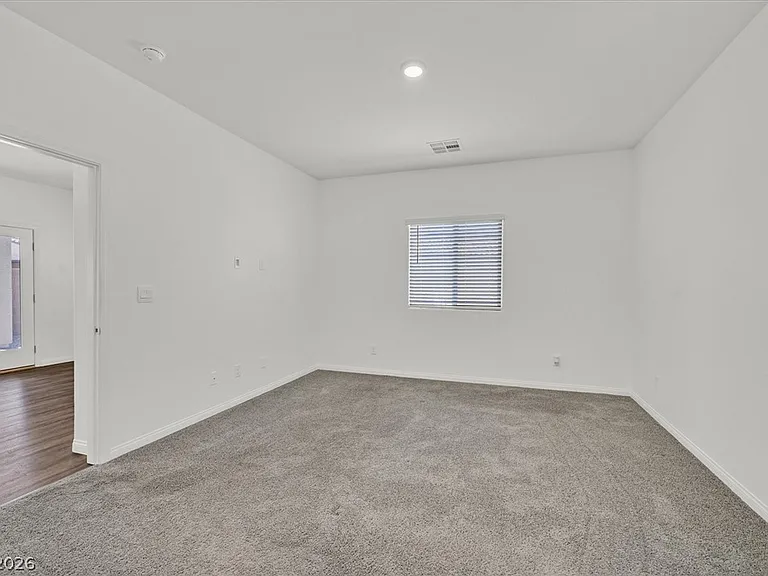 7451 Mason Springs Ave — Photo 11