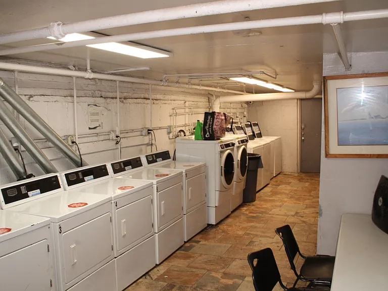 Penn Gardens Apartments — Photo 11
