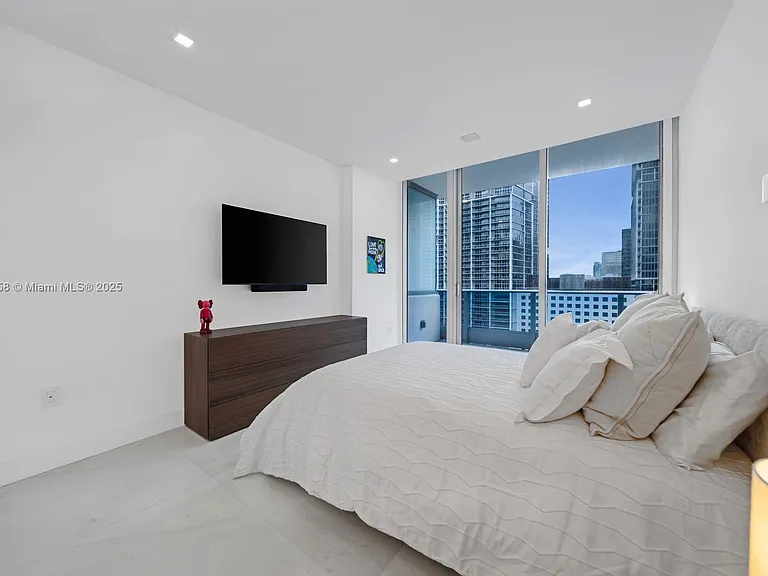 200 Biscayne Boulevard Way #1406 — Photo 21