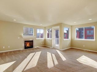 3607 22nd Ave W #A, Seattle, WA 98199