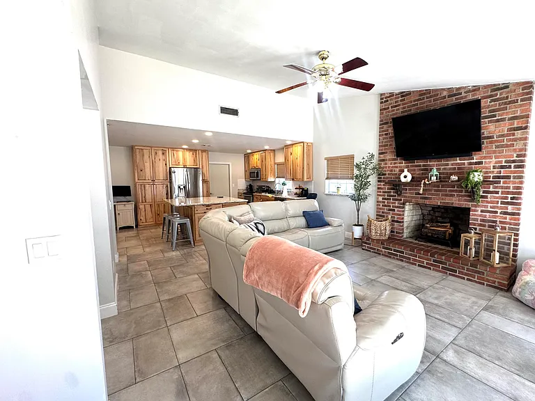 2518 Ranch House Rd — Photo 7